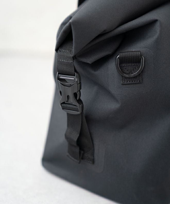 snow peakDry Boston Bag | nakota